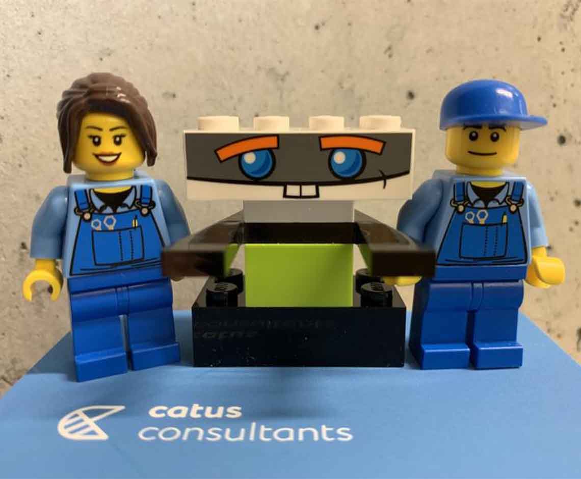 Tech_Check_Legofiguren_web TechCheck Vorbereitung Fertigungsstraße